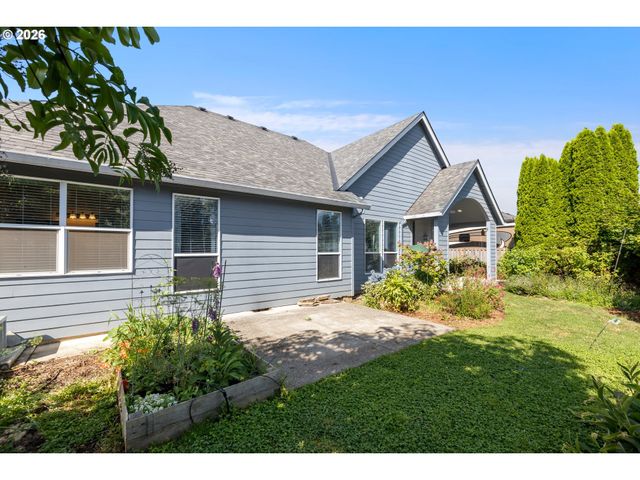 11295 FANDANGO Dr, Oregon City, OR 97045