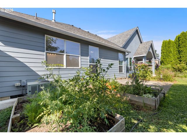 11295 FANDANGO Dr, Oregon City, OR 97045