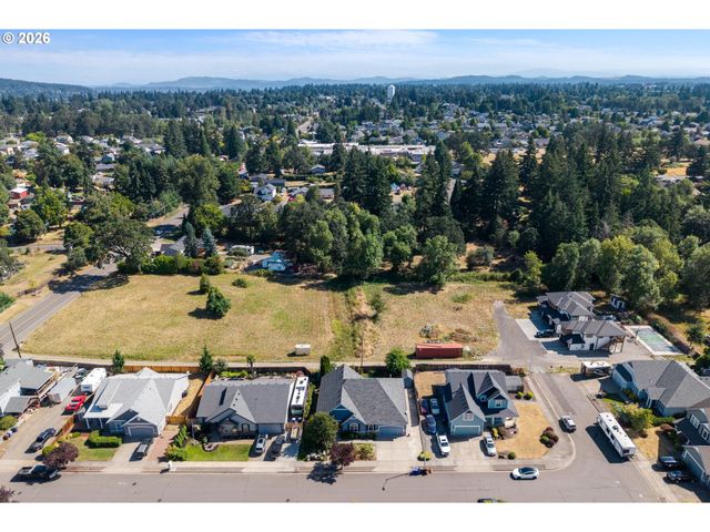 11295 FANDANGO Dr, Oregon City, OR 97045