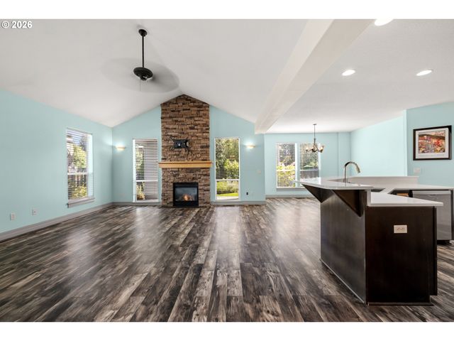 11295 FANDANGO Dr, Oregon City, OR 97045