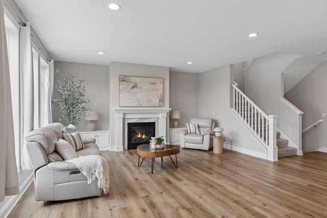 7299 61st Street S, Cottage Grove, MN 55016