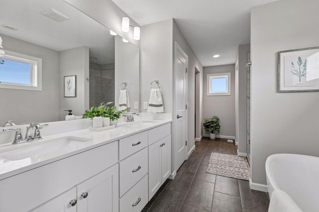 7299 61st Street S, Cottage Grove, MN 55016