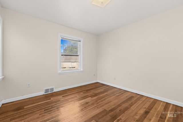 1717 S Manitou, Boise, ID 83706