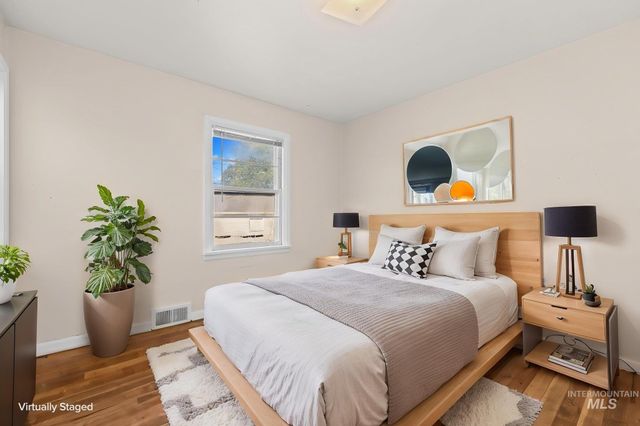 1717 S Manitou, Boise, ID 83706