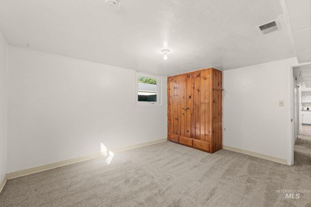 1717 S Manitou, Boise, ID 83706