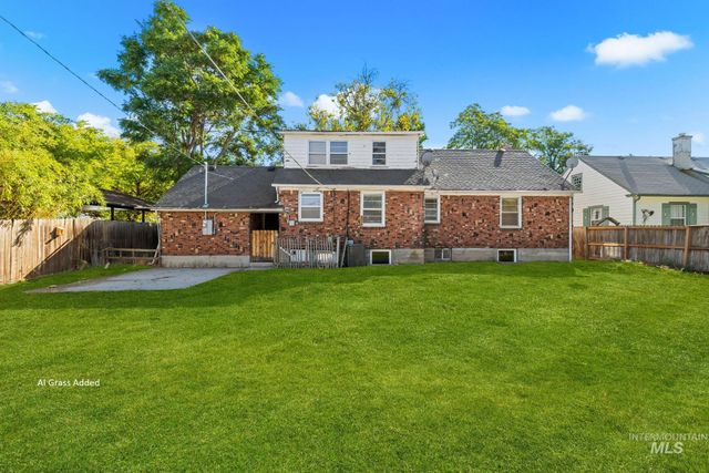 1717 S Manitou, Boise, ID 83706
