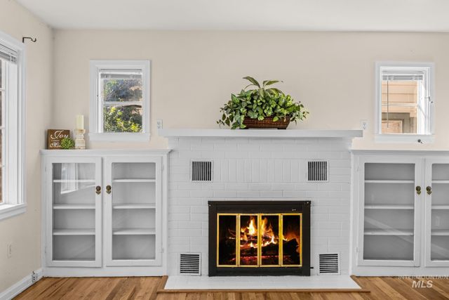 1717 S Manitou, Boise, ID 83706