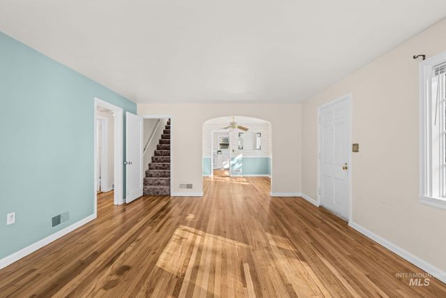 1717 S Manitou, Boise, ID 83706
