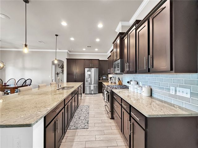 7914 Todd Hunter Dr, Corpus Christi, TX 78414