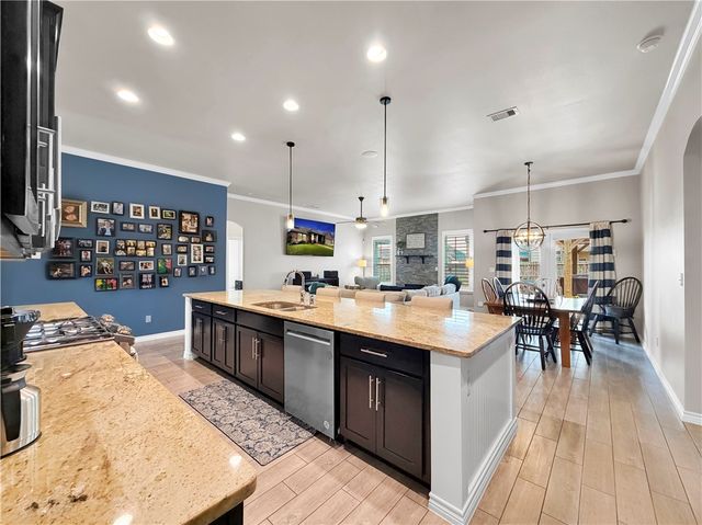 7914 Todd Hunter Dr, Corpus Christi, TX 78414