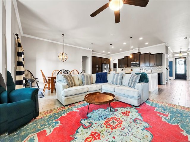 7914 Todd Hunter Dr, Corpus Christi, TX 78414