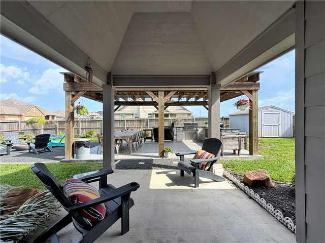 7914 Todd Hunter Dr, Corpus Christi, TX 78414