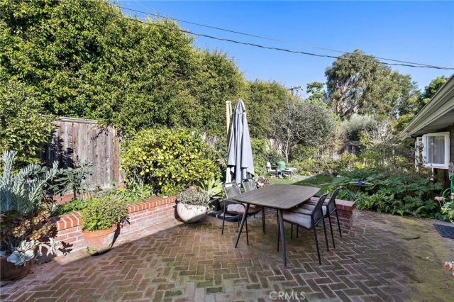 1511 Bluebird Canyon Drive, Laguna Beach, CA 92651