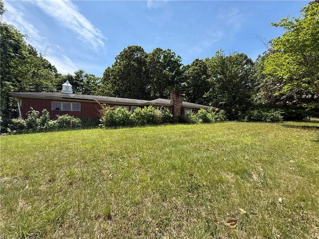 1711 Sheffield Road, Mocksville, NC 27028