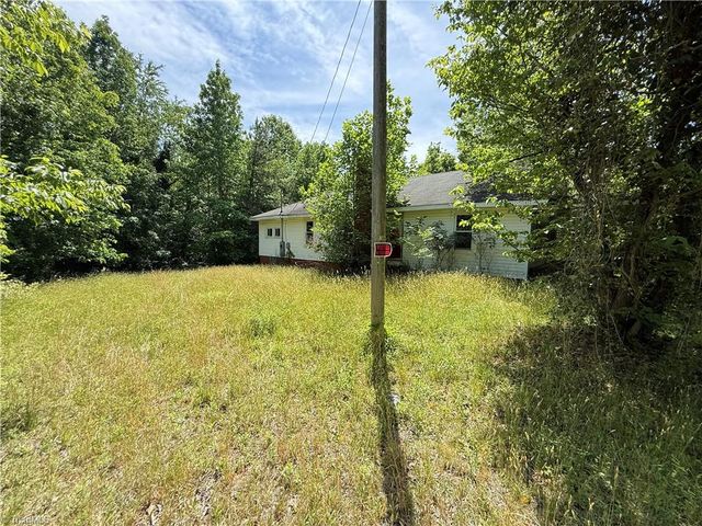 1711 Sheffield Road, Mocksville, NC 27028