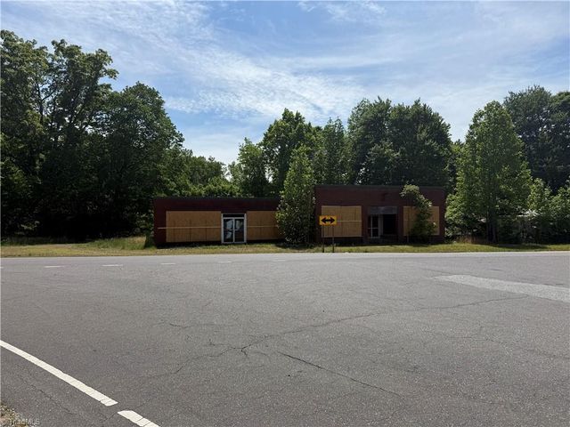 1711 Sheffield Road, Mocksville, NC 27028
