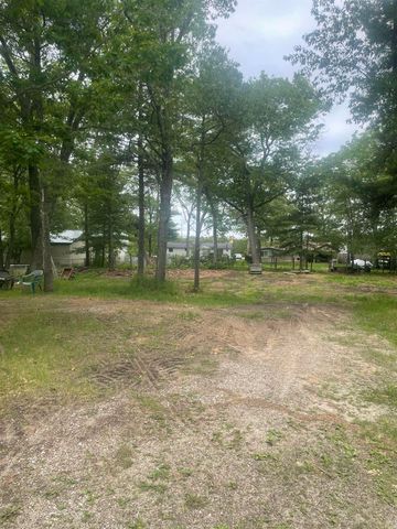 5700 W Weir Road, Oscoda, MI 48750