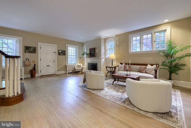 340 E ORANGE ST, Lancaster, PA 17602