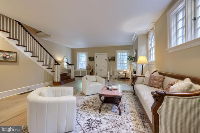 340 E ORANGE ST, Lancaster, PA 17602