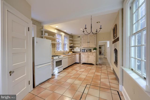 340 E ORANGE ST, Lancaster, PA 17602