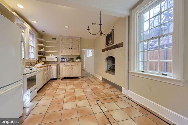 340 E ORANGE ST, Lancaster, PA 17602
