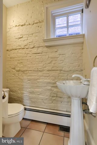 340 E ORANGE ST, Lancaster, PA 17602