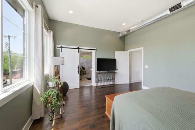 1606 10th Ave, N, Nashville, TN 37208