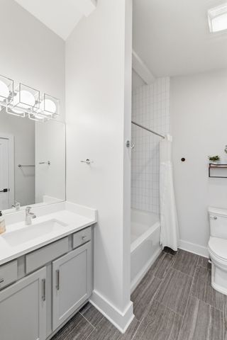 1606 10th Ave, N, Nashville, TN 37208