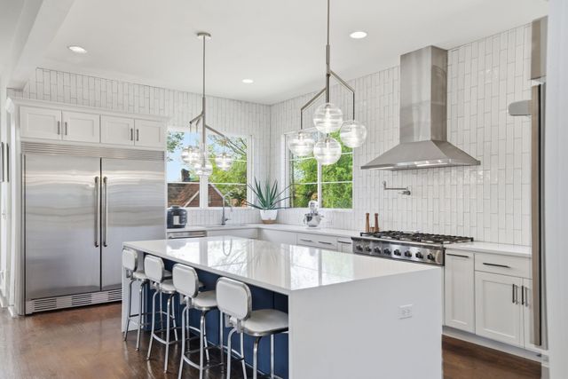 1606 10th Ave, N, Nashville, TN 37208
