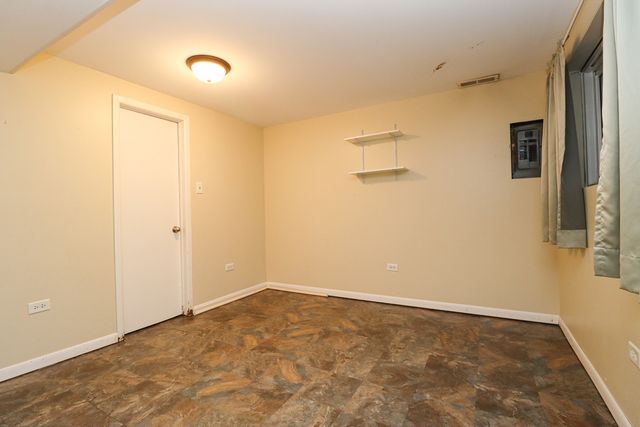 500 N Westwood Avenue, Lombard, IL 60148