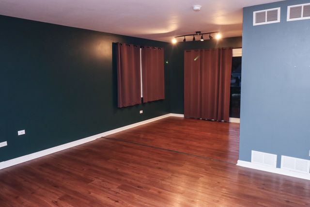 500 N Westwood Avenue, Lombard, IL 60148