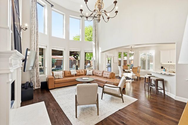 100 Red Bluff Court, Hickory Creek, TX 75065