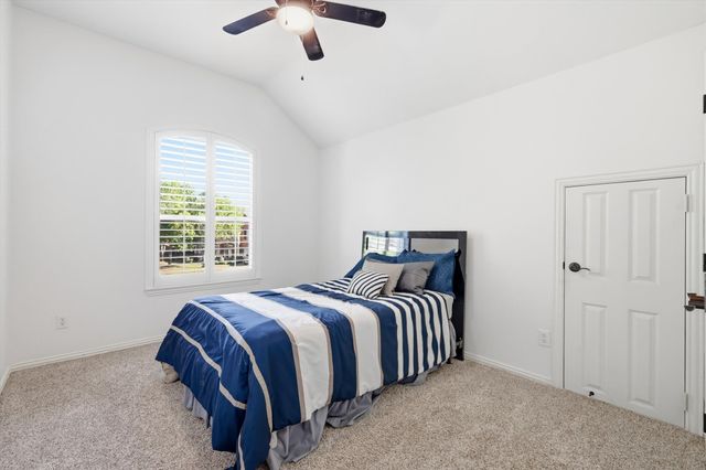 100 Red Bluff Court, Hickory Creek, TX 75065