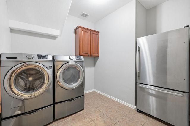 100 Red Bluff Court, Hickory Creek, TX 75065