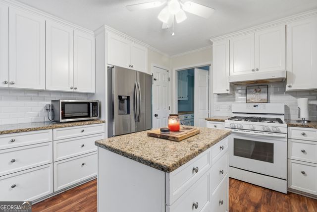 668 Summerwind Drive, Macon, GA 31210