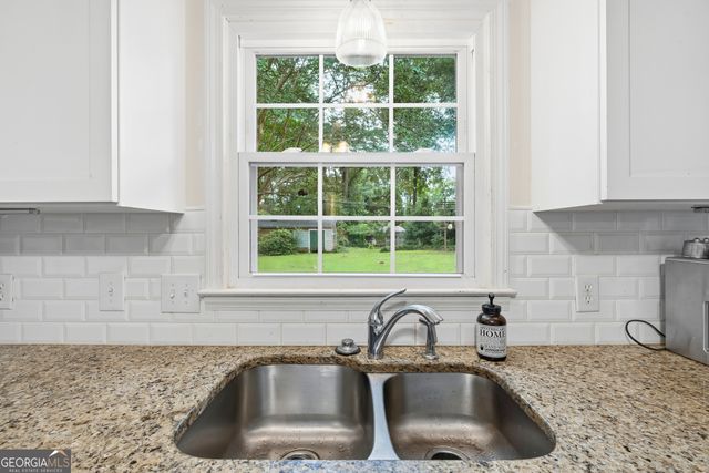 668 Summerwind Drive, Macon, GA 31210