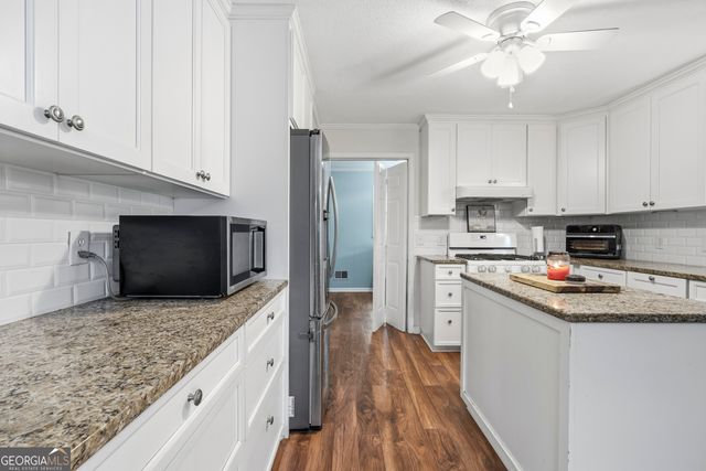 668 Summerwind Drive, Macon, GA 31210