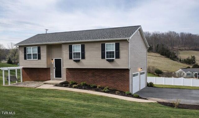 408 Fondulac Drive, Kingsport, TN 37663