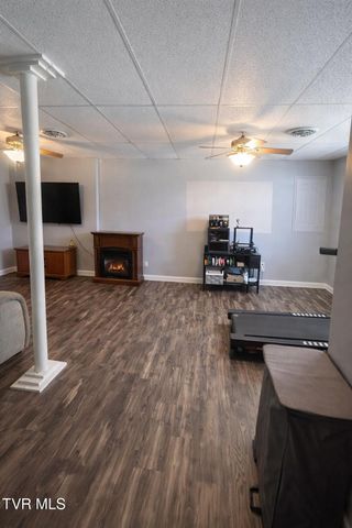 408 Fondulac Drive, Kingsport, TN 37663