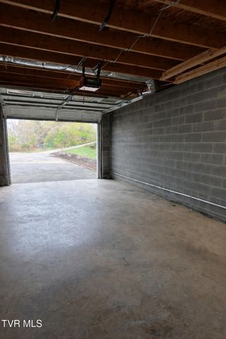 408 Fondulac Drive, Kingsport, TN 37663