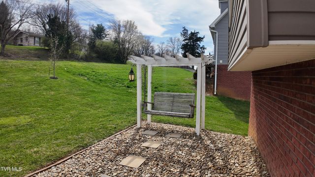 408 Fondulac Drive, Kingsport, TN 37663