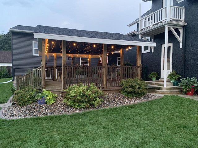 2834 Memorial DRIVE, Two Rivers, WI 54241