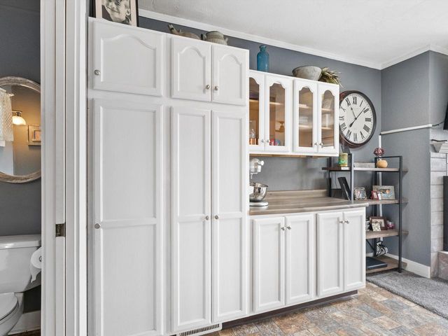 2834 Memorial DRIVE, Two Rivers, WI 54241