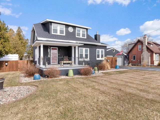 2834 Memorial DRIVE, Two Rivers, WI 54241