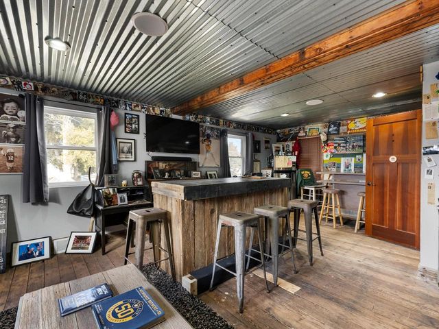 2834 Memorial DRIVE, Two Rivers, WI 54241