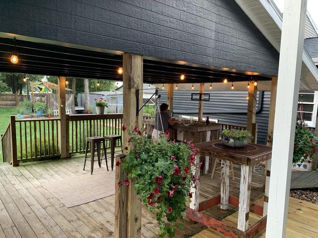 2834 Memorial DRIVE, Two Rivers, WI 54241