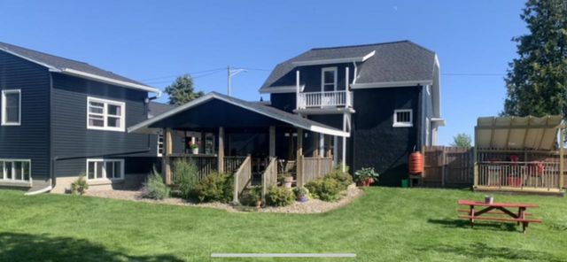 2834 Memorial DRIVE, Two Rivers, WI 54241