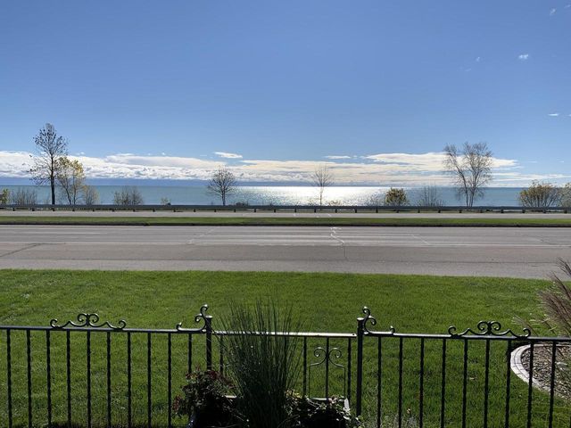 2834 Memorial DRIVE, Two Rivers, WI 54241