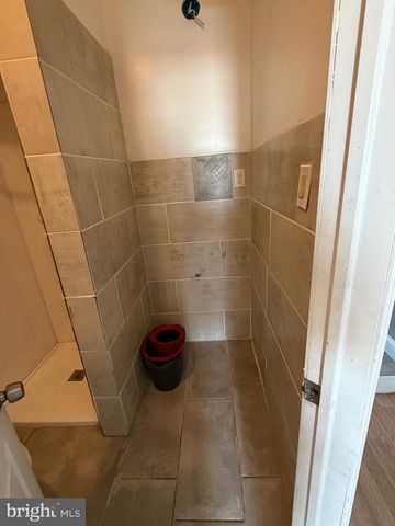 233 E MAYFIELD ST, Philadelphia, PA 19134