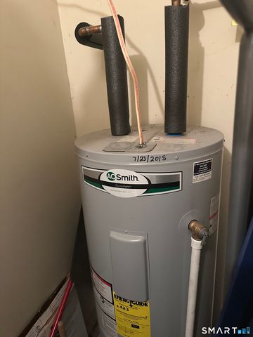 20 Harbour Village G, Branford, CT 06405